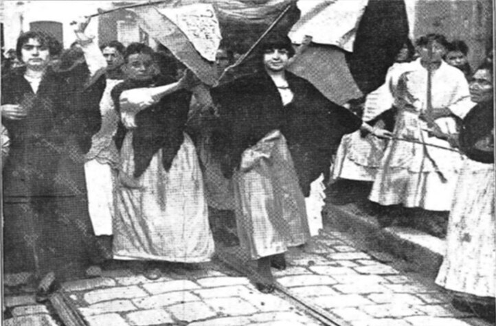 Faeneras por las calles de Málaga, enero de 1918